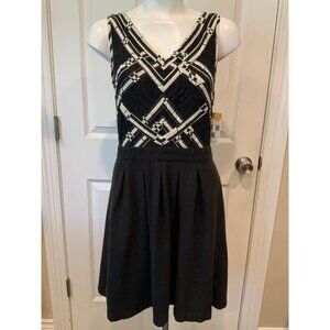 Postmark Black & Cream V-Neck Dress W/ Floral Lace Detail, Size 10